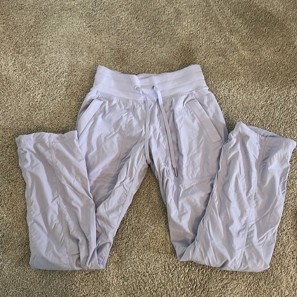 Lululemon size 2 light lavender studio pant